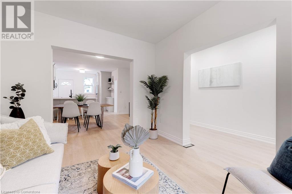 22 Francis Street, Hamilton, Ontario  L8L 3V1 - Photo 5 - 40661160