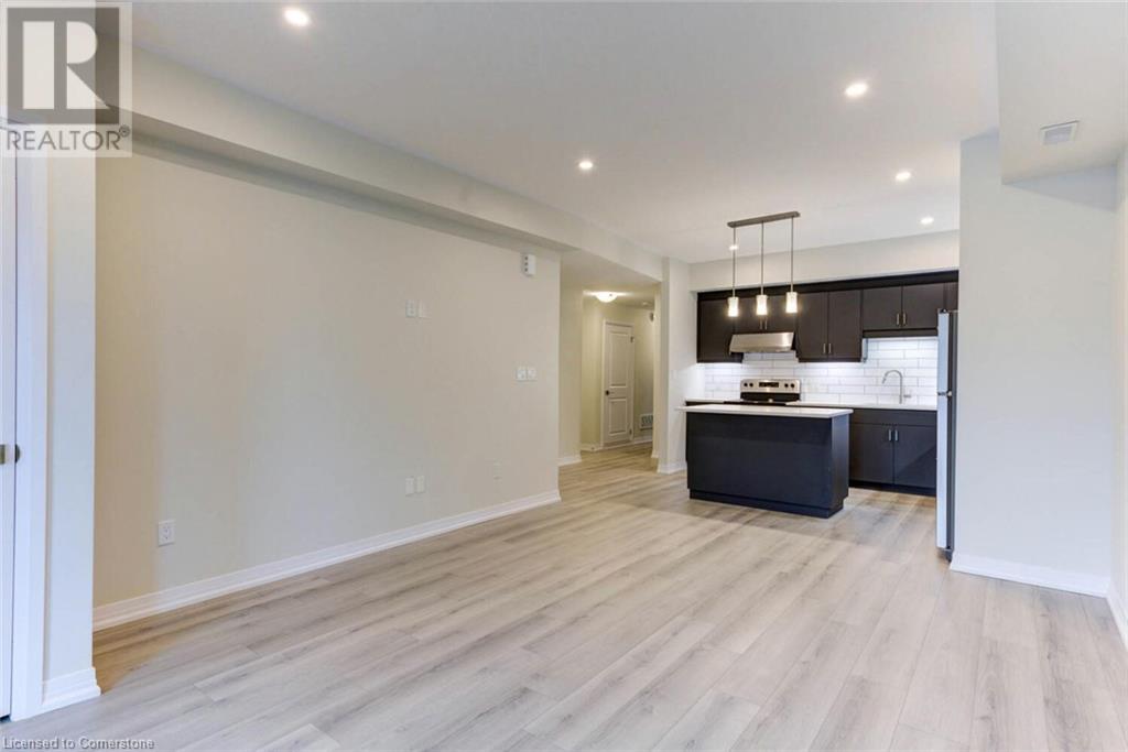 261 Woodbine Avenue Unit# 22, Kitchener, Ontario  N2R 0S7 - Photo 4 - 40686880