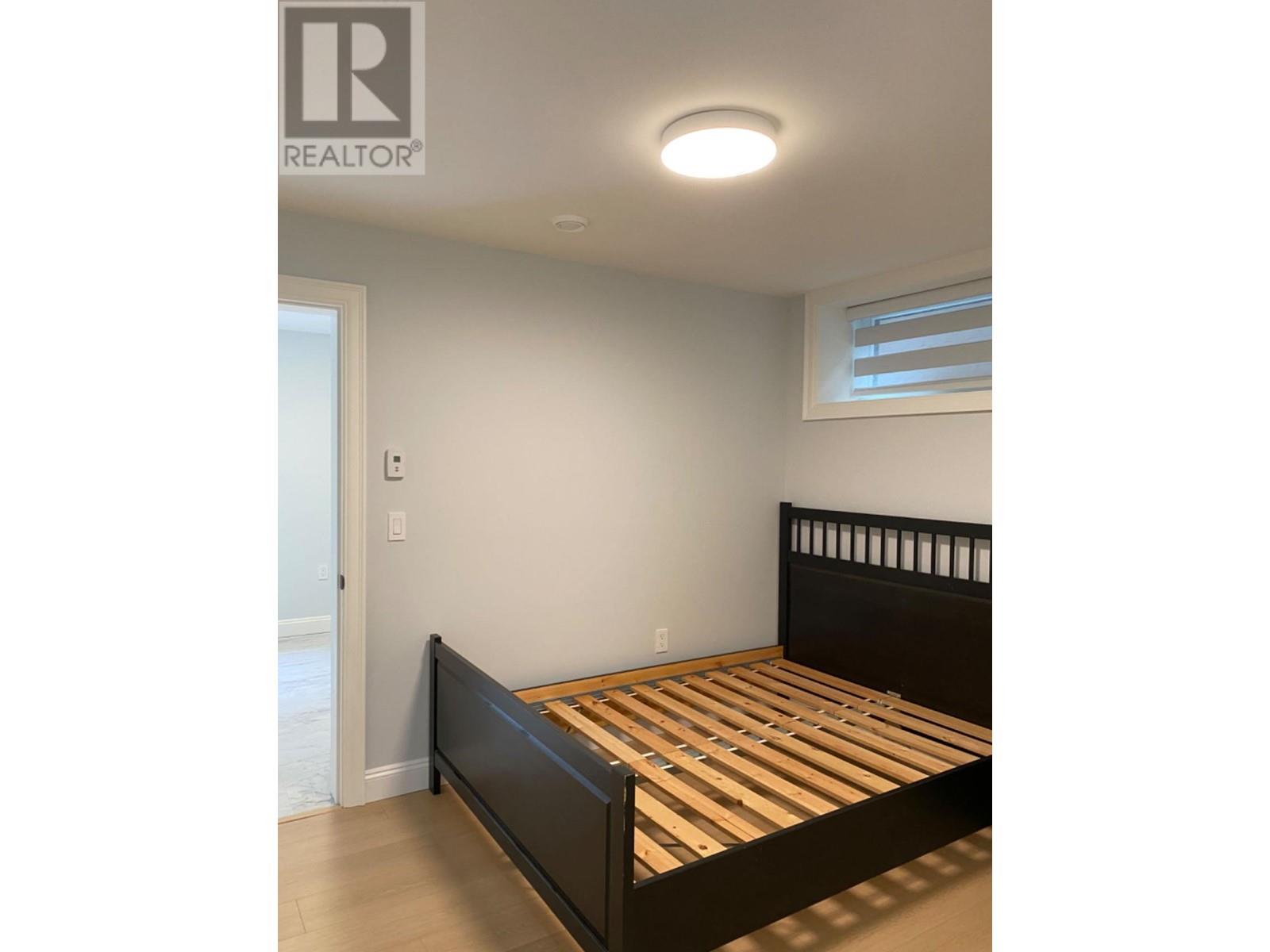 Basement Unit 3250 W 26th Avenue, Vancouver, British Columbia  V6L 1W1 - Photo 1 - R2951820