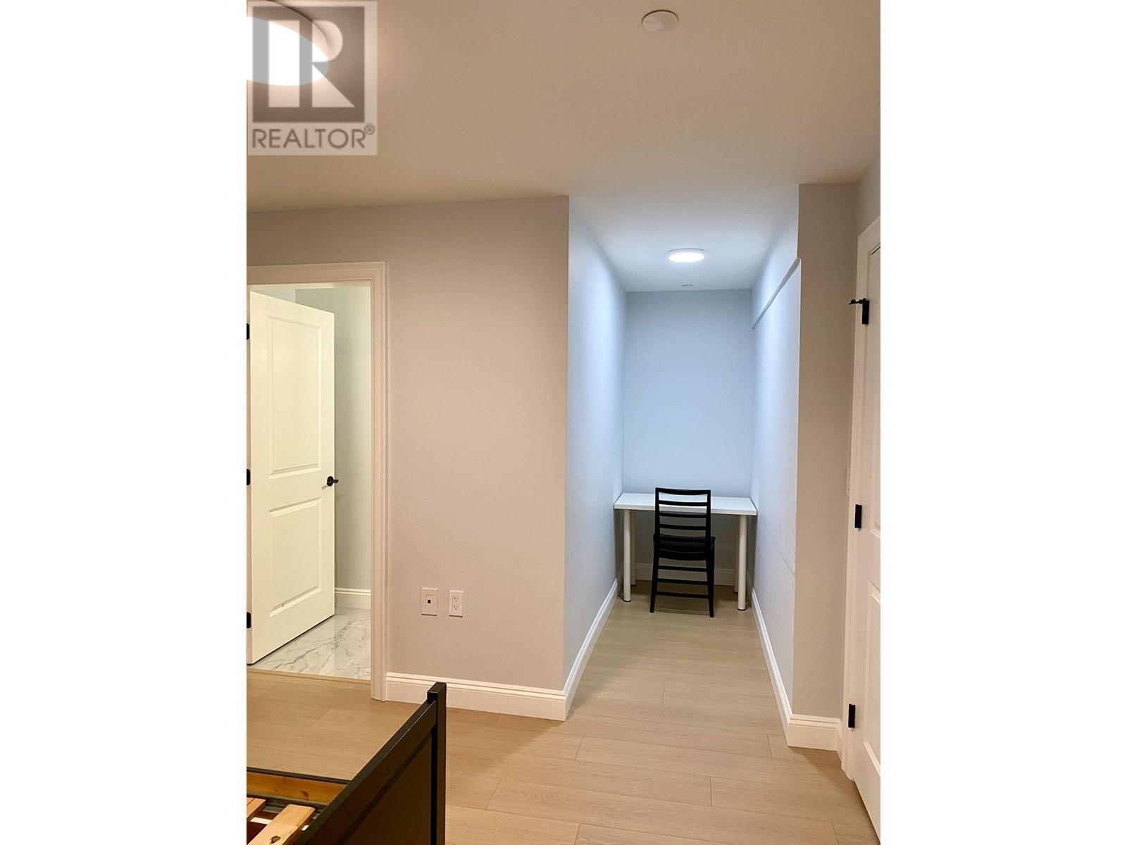 Basement Unit 3250 W 26th Avenue, Vancouver, British Columbia  V6L 1W1 - Photo 4 - R2951820
