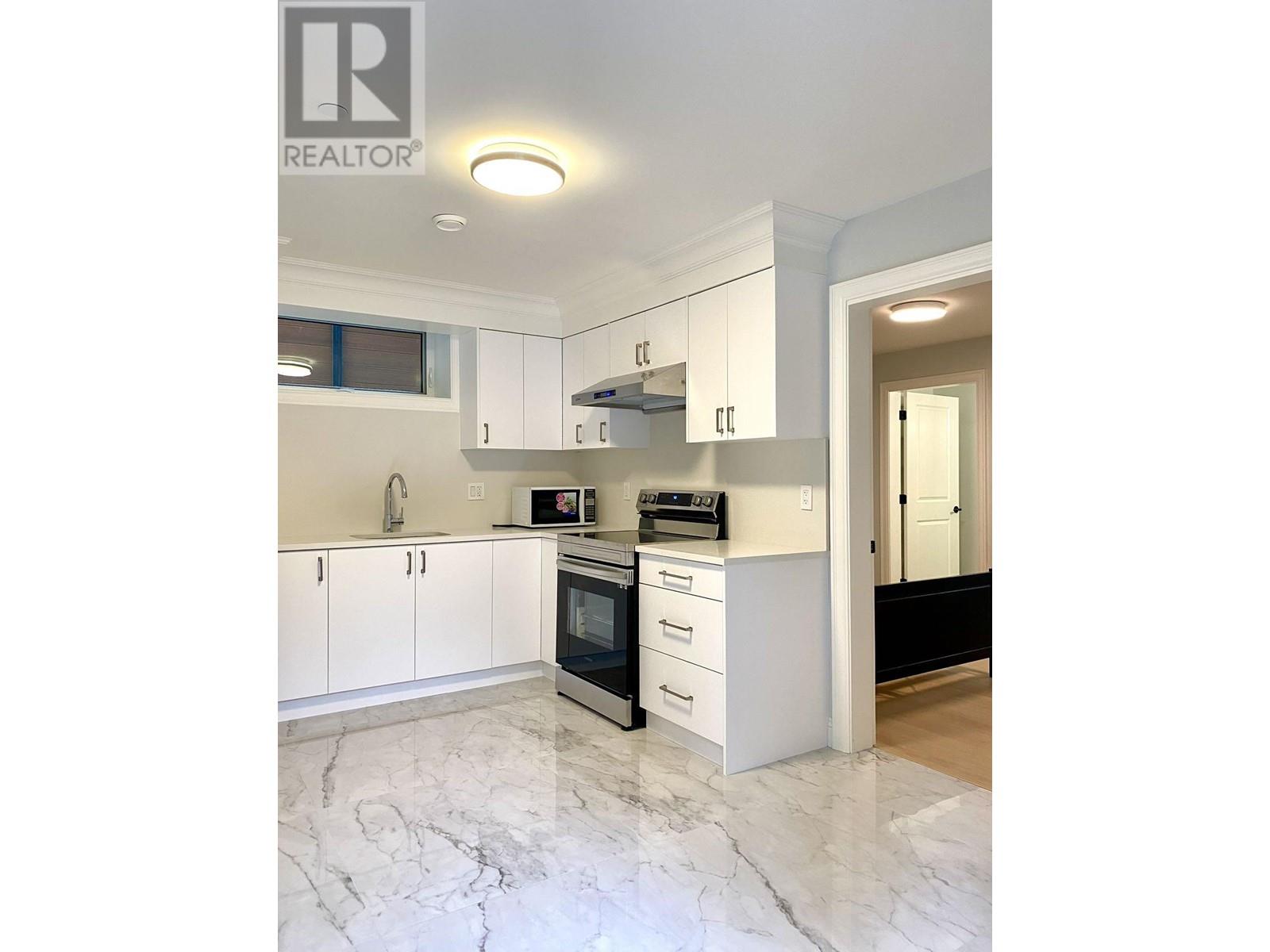 Basement Unit 3250 W 26th Avenue, Vancouver, British Columbia  V6L 1W1 - Photo 6 - R2951820