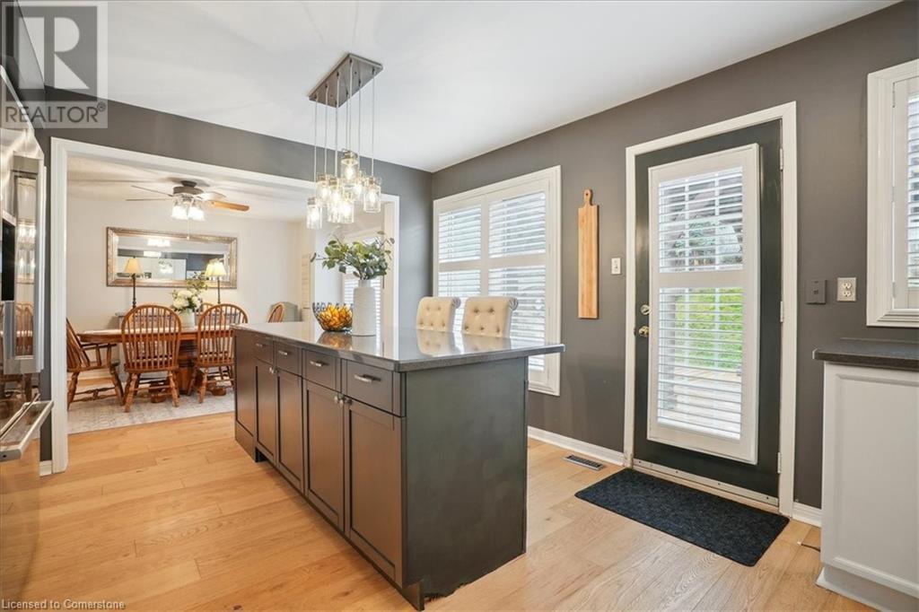 5160 Ridgewell Road, Burlington, Ontario  L7L 6N7 - Photo 16 - 40685488