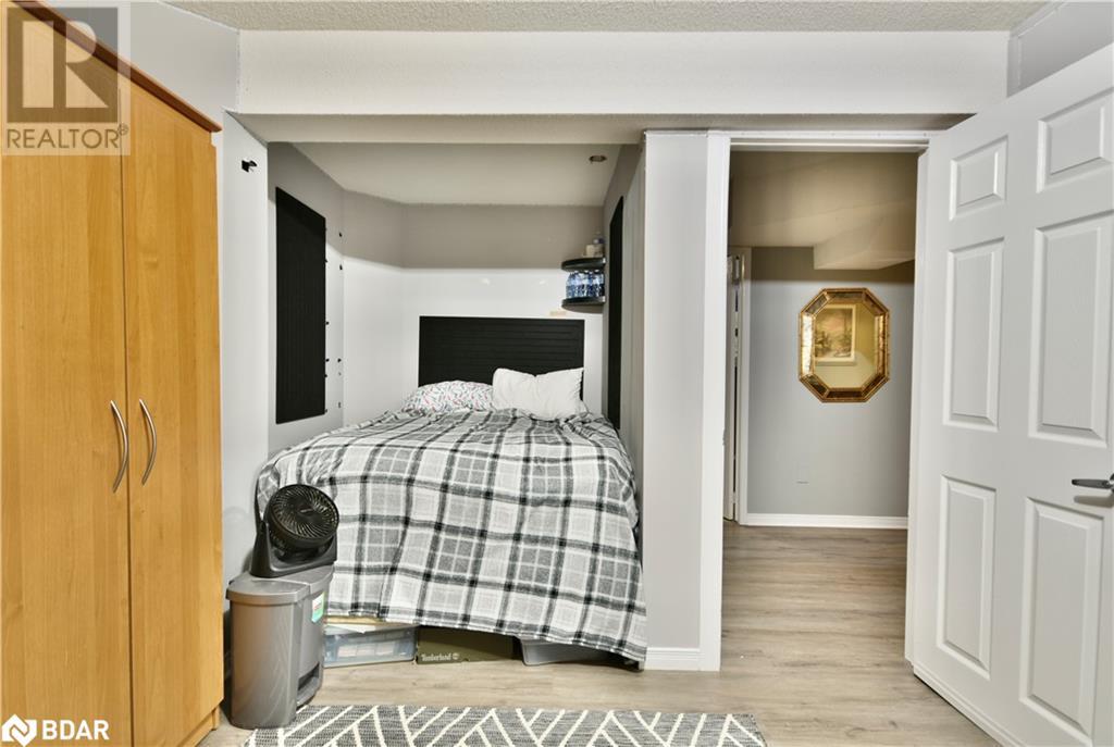 22 Nicholson Drive, Barrie, Ontario  L4N 8L7 - Photo 17 - 40686969