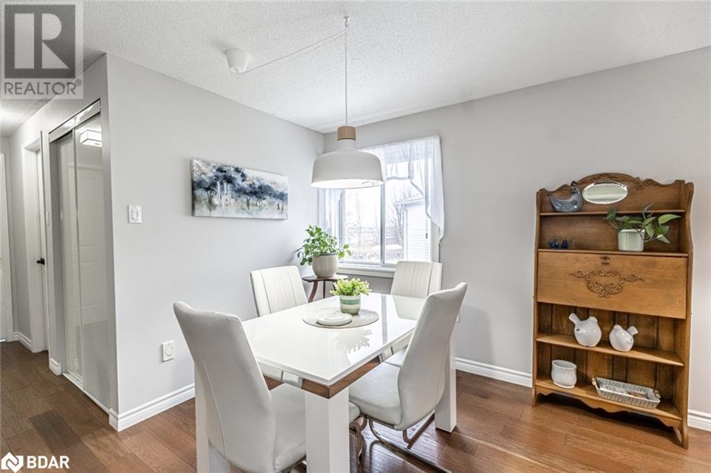 58 Laidlaw Drive, Barrie, Ontario  L4N 7W2 - Photo 5 - 40685981