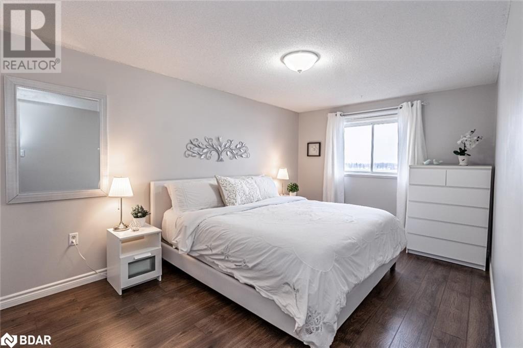 58 Laidlaw Drive, Barrie, Ontario  L4N 7W2 - Photo 8 - 40685981