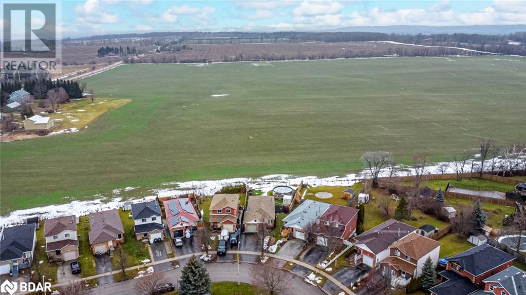 58 Laidlaw Drive, Barrie, Ontario  L4N 7W2 - Photo 2 - 40685981