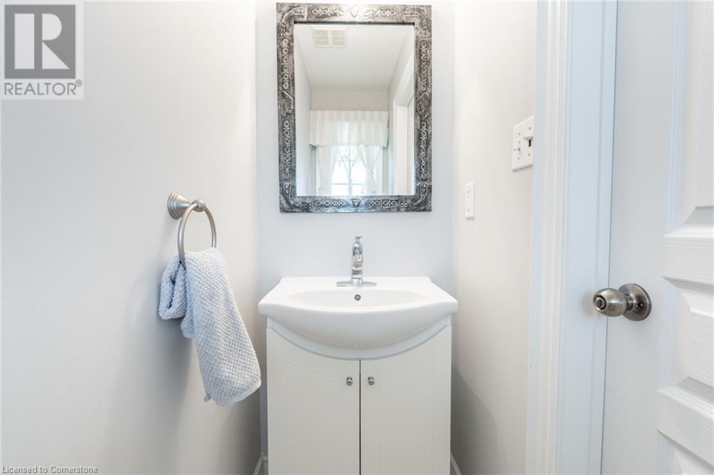 2352 Falling Green Drive, Oakville, Ontario  L6M 5A7 - Photo 4 - 40666200