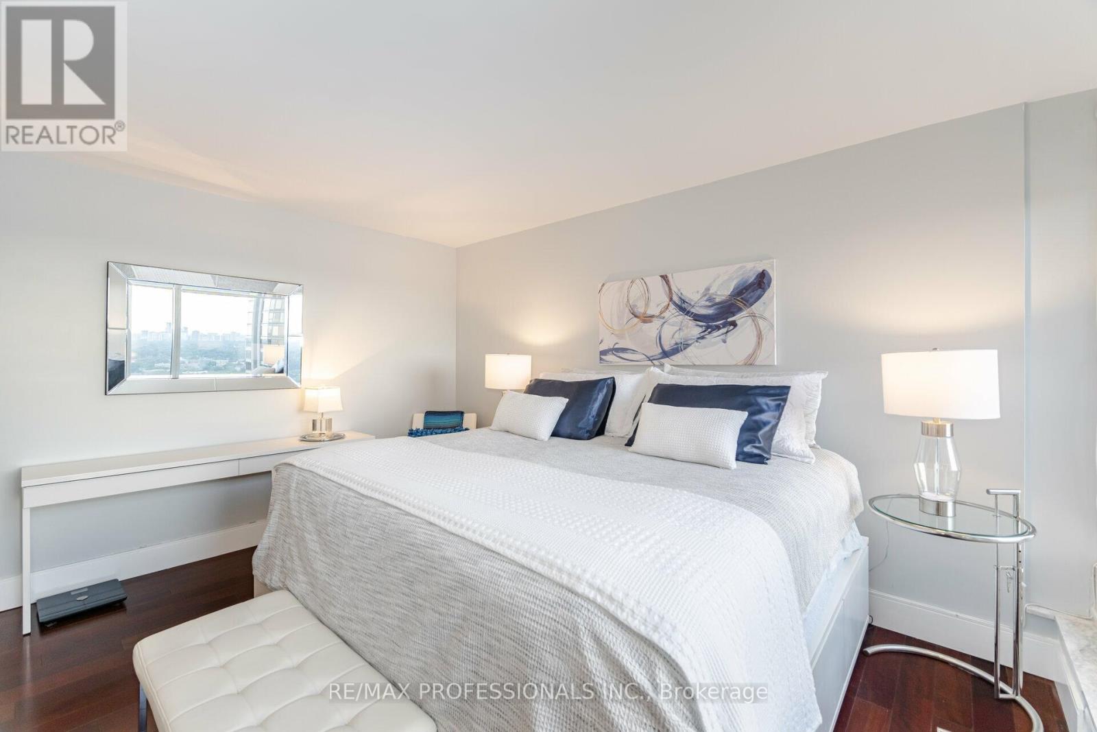 4208 - 1 Palace Pier Court, Toronto, Ontario  M8V 3W9 - Photo 14 - W11903908