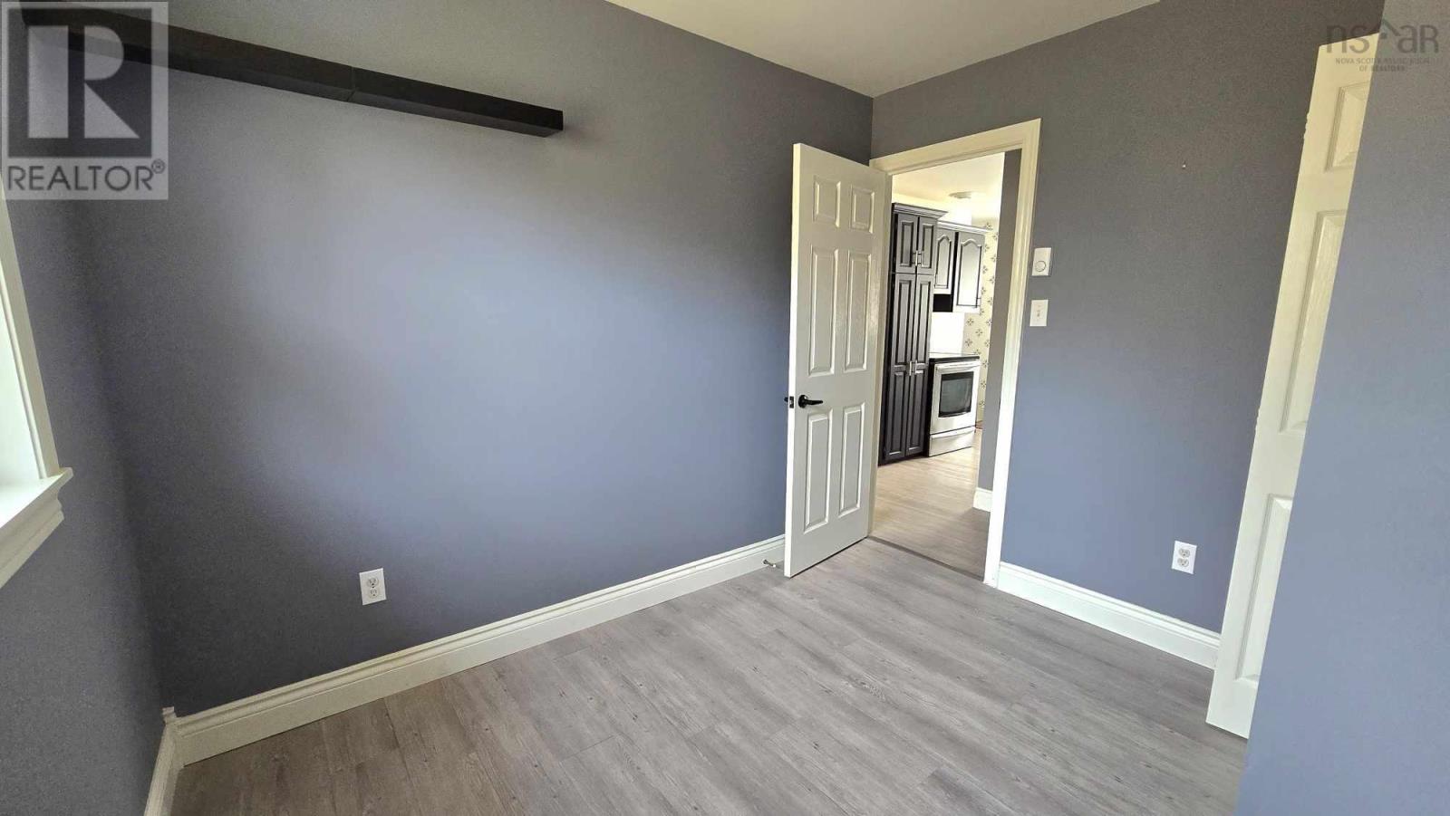 2455 Loretta Avenue, Coldbrook, Nova Scotia  B4R 1A7 - Photo 13 - 202500045