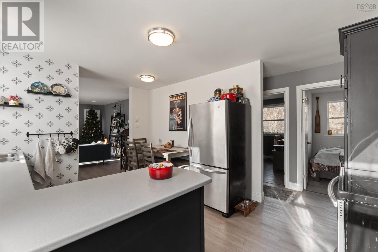 2455 Loretta Avenue, Coldbrook, Nova Scotia  B4R 1A7 - Photo 8 - 202500045