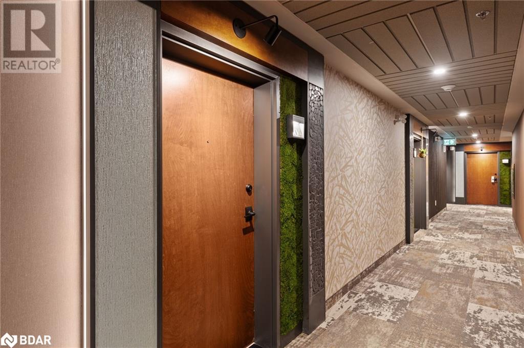 15 Kneeshaw Drive Unit# 504, Barrie, Ontario  L9J 0J8 - Photo 3 - 40686963