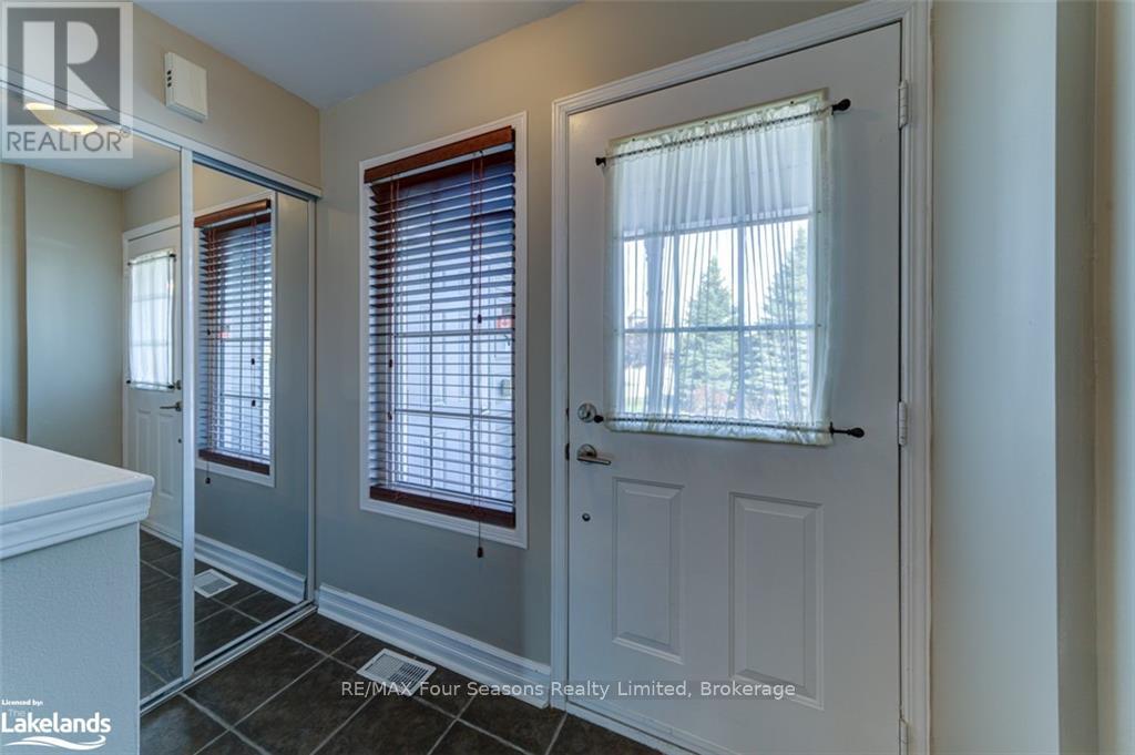 4 Royalton Lane, Collingwood, Ontario  L9Y 5K4 - Photo 11 - S11903945