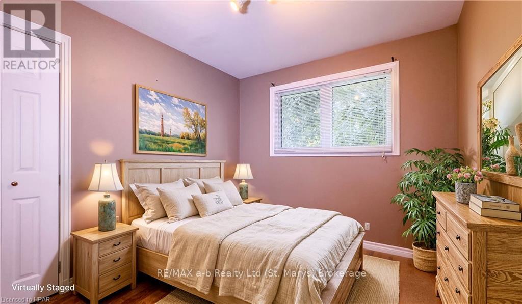 110 Kent Avenue, Lucan Biddulph, Ontario  N0M 2J0 - Photo 16 - X10780641