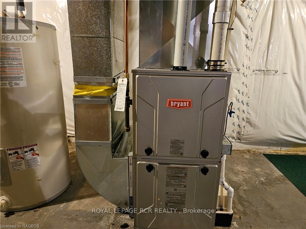 886 16th Street W, Georgian Bluffs, Ontario  N4K 6V5 - Photo 20 - X10846750