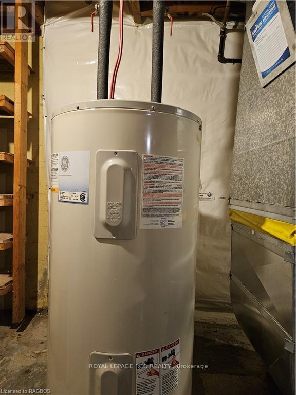 886 16th Street W, Georgian Bluffs, Ontario  N4K 6V5 - Photo 28 - X10846750