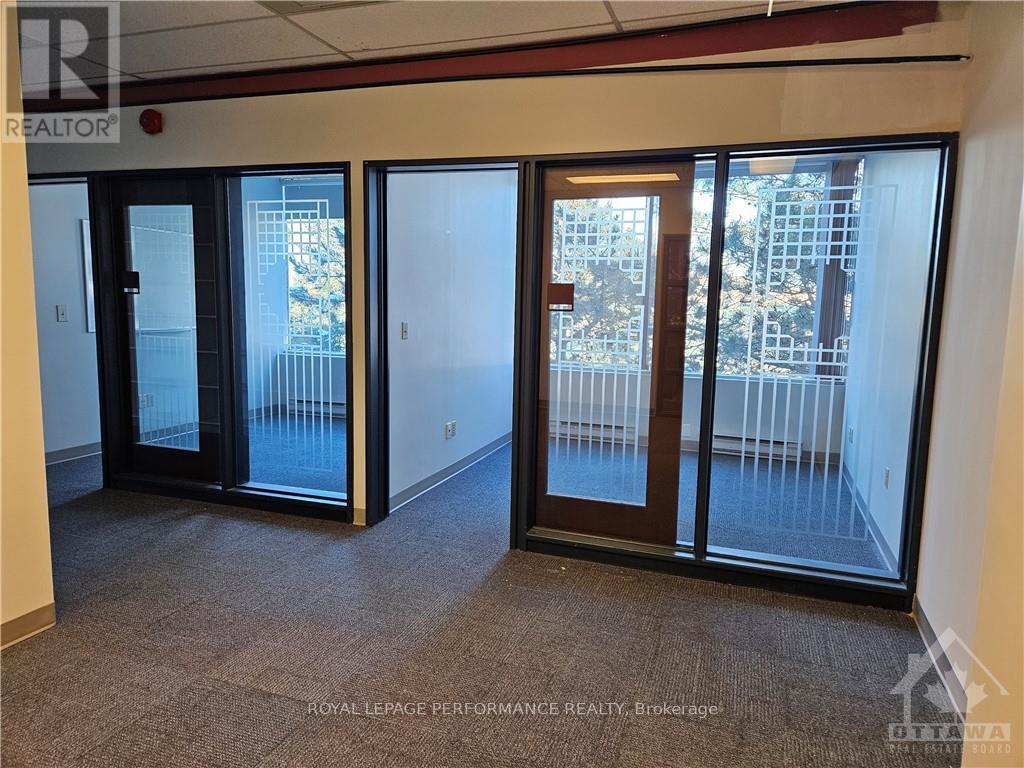 304 - 2283 St Laurent Boulevard, Ottawa, Ontario  K1G 5A2 - Photo 2 - X9515023