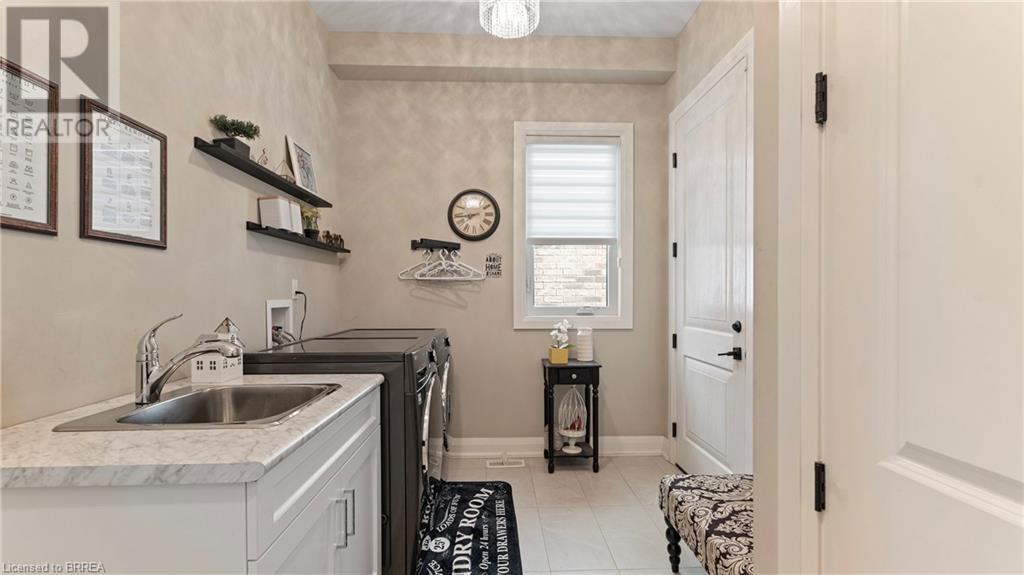 61 Swan Avenue, Fonthill, Ontario  L0S 1E6 - Photo 19 - 40686904