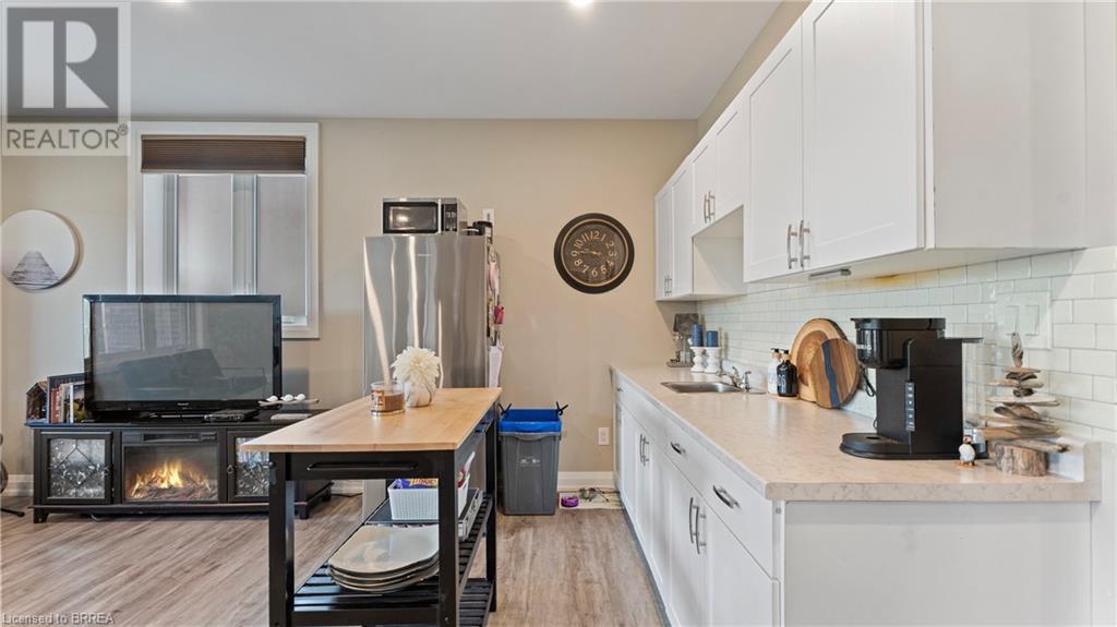 61 Swan Avenue, Fonthill, Ontario  L0S 1E6 - Photo 32 - 40686904