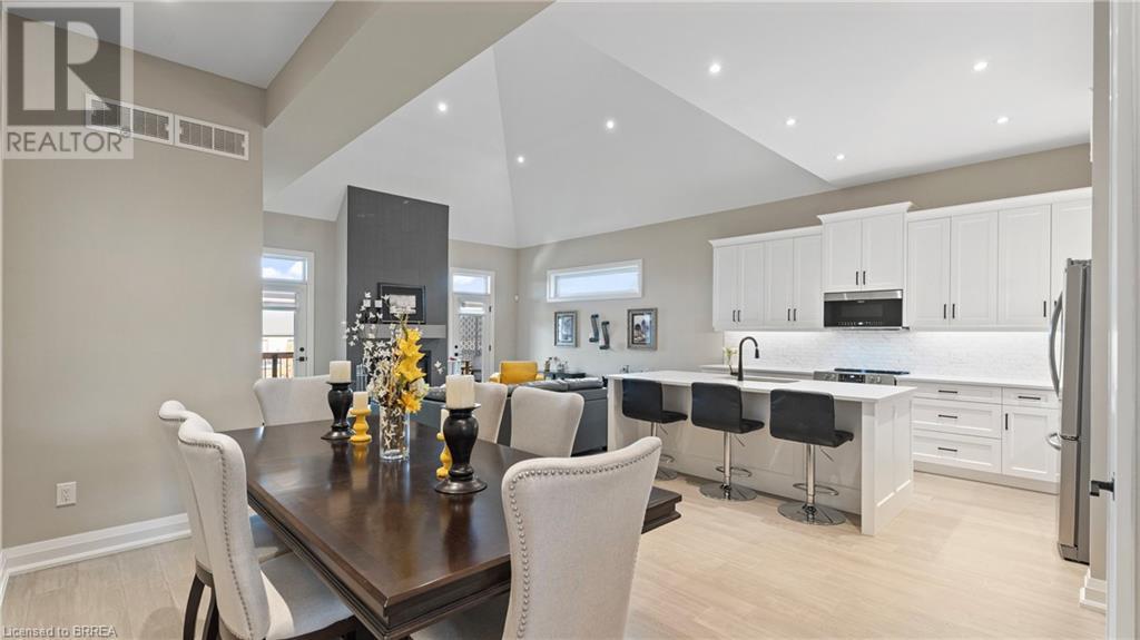 61 Swan Avenue, Fonthill, Ontario  L0S 1E6 - Photo 4 - 40686904