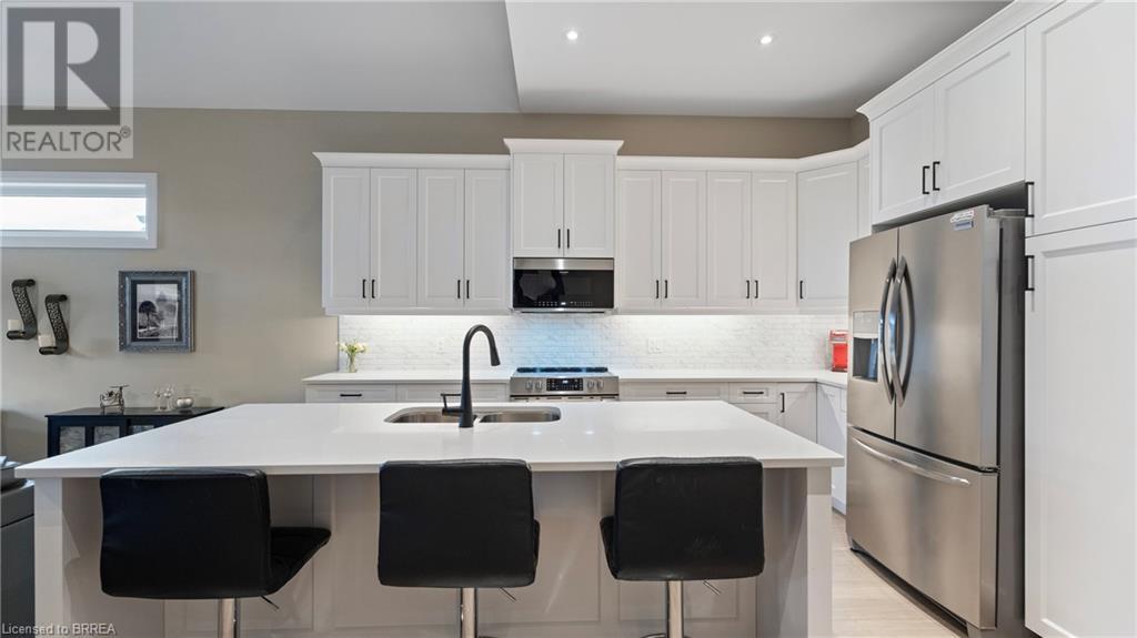 61 Swan Avenue, Fonthill, Ontario  L0S 1E6 - Photo 6 - 40686904