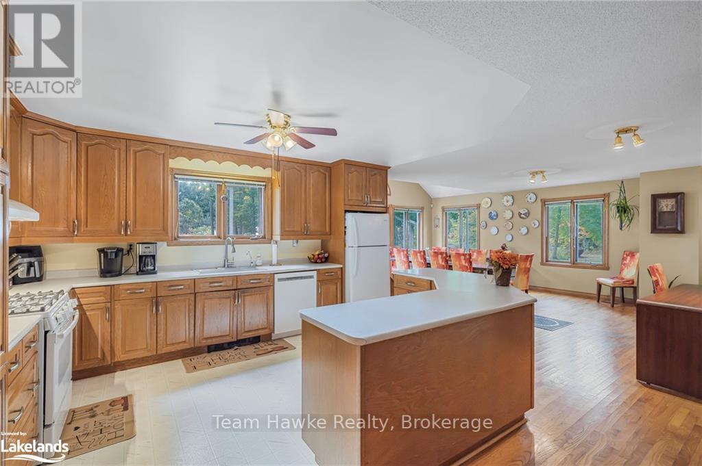 960 County Road 6 N, Tiny, Ontario  L9M 2H7 - Photo 10 - S10437460