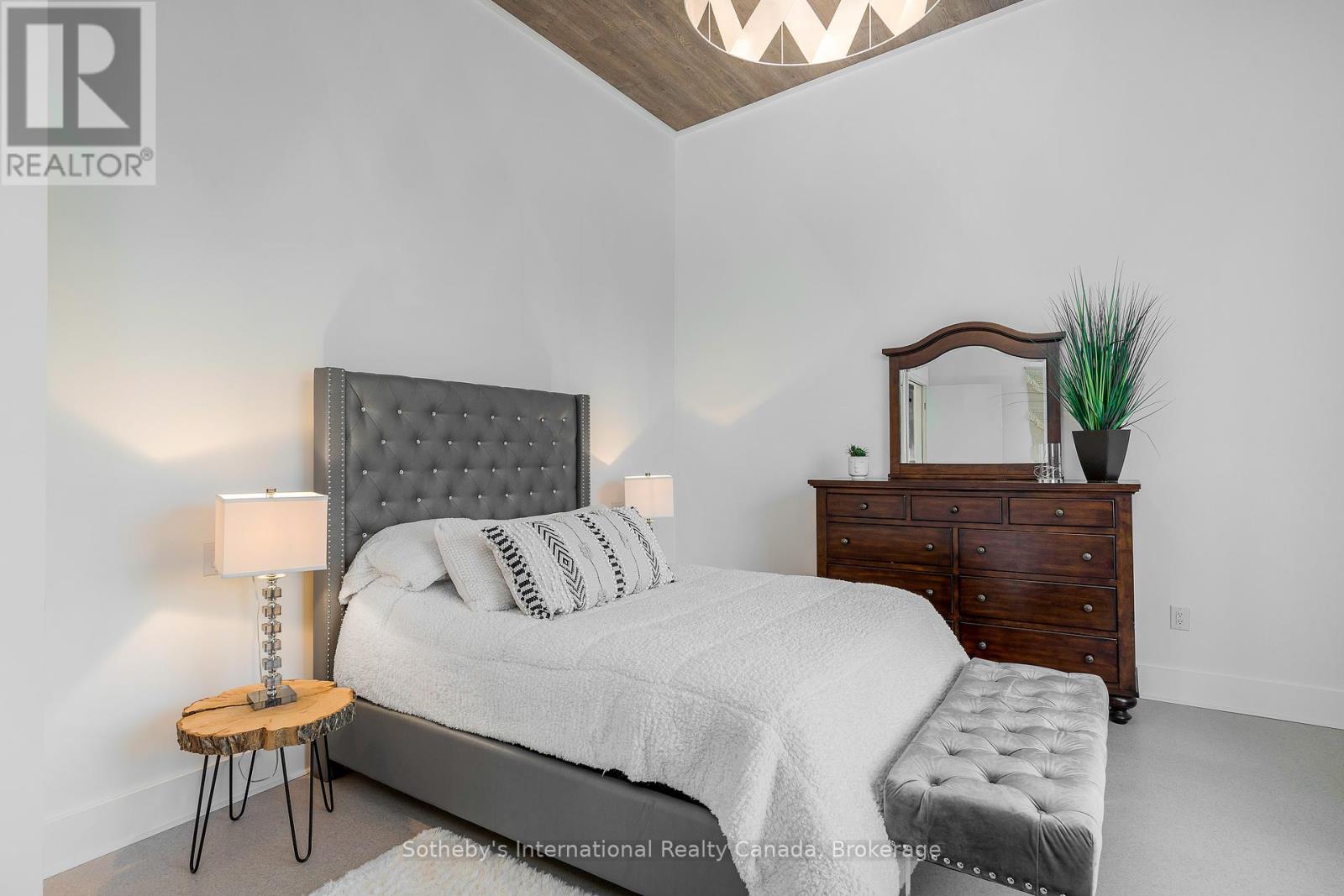 6903 36/37 Nottawasaga Side Road E, Clearview, Ontario  L0M 1P0 - Photo 29 - S11894855