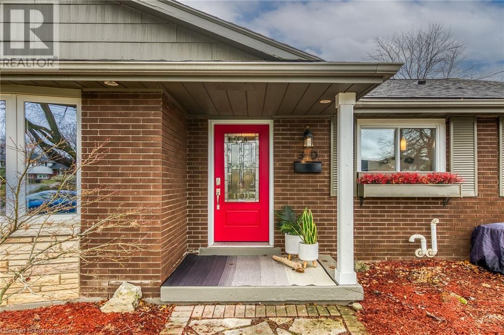 30 Nova Drive, Hamilton, Ontario  L8T 2P3 - Photo 2 - 40686935