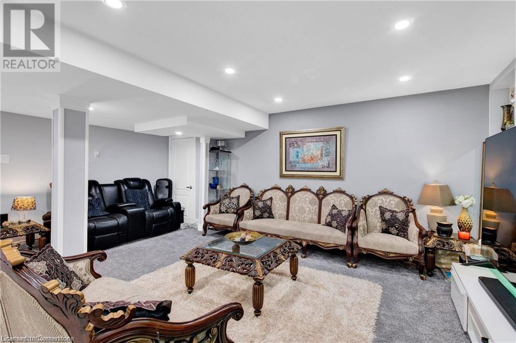 206 Amand Drive, Kitchener, Ontario  N2R 0J8 - Photo 7 - 40680032