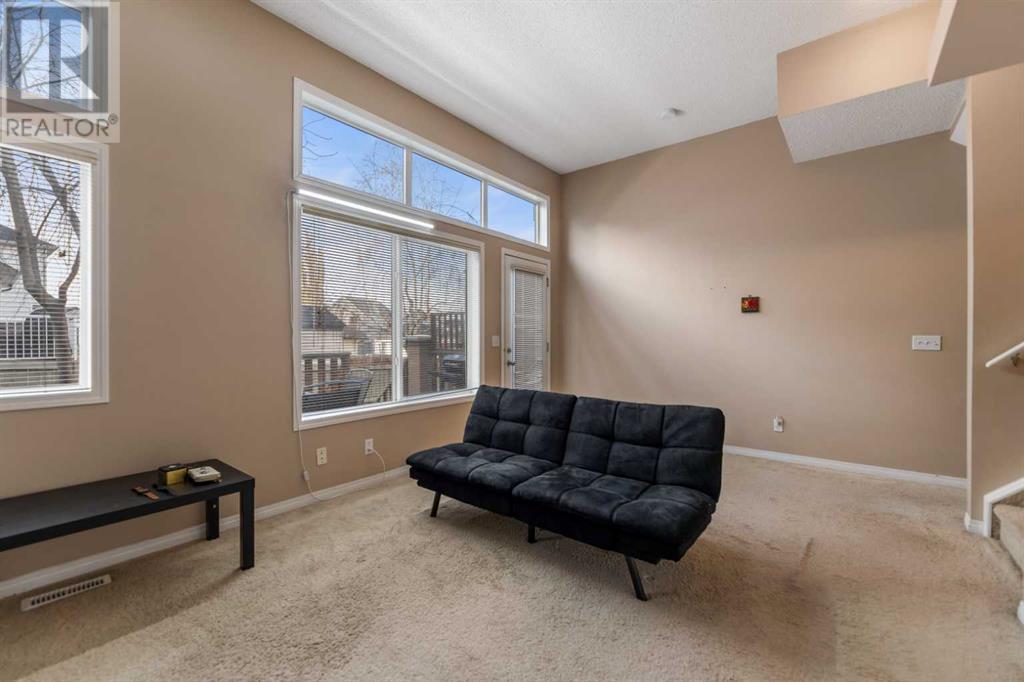 13 Copperfield Court Se, Calgary, Alberta  T2Z 4Z3 - Photo 8 - A2177126