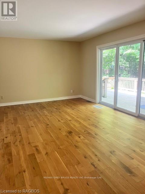 86 Moore Street, Northern Bruce Peninsula, Ontario  N0H 1W0 - Photo 20 - X10845576