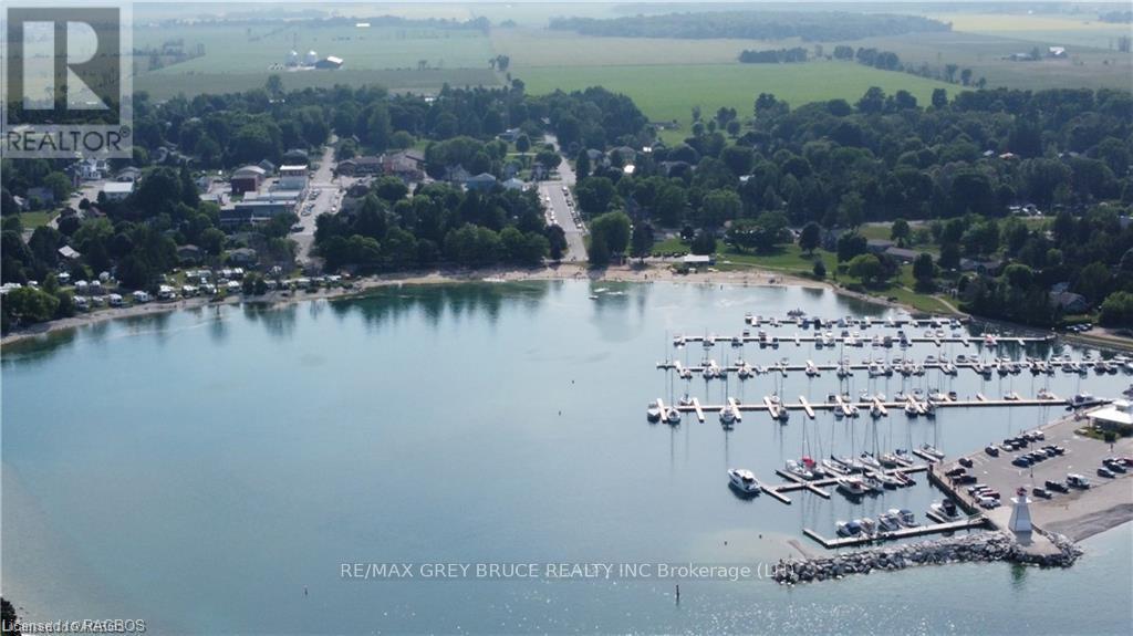 86 Moore Street, Northern Bruce Peninsula, Ontario  N0H 1W0 - Photo 40 - X10845576