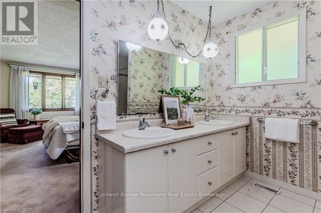 4711 Watson Road S, Puslinch, Ontario  N0B 2J0 - Photo 25 - X11879900