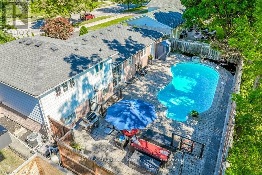 2492 Rebecca StreetOakville (1001 - Br Bronte), Ontario  L6L 2B2 - Photo 35 - W10404045