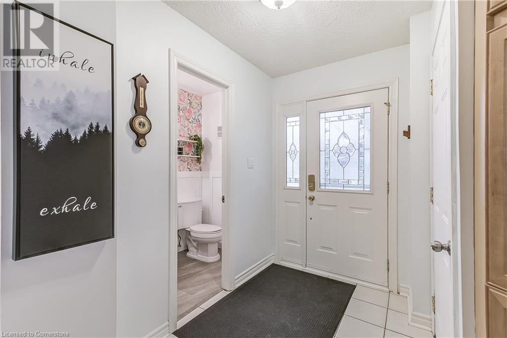 100 St Andrews Court Unit# 13, Hamilton, Ontario  L8K 6H2 - Photo 4 - 40686726