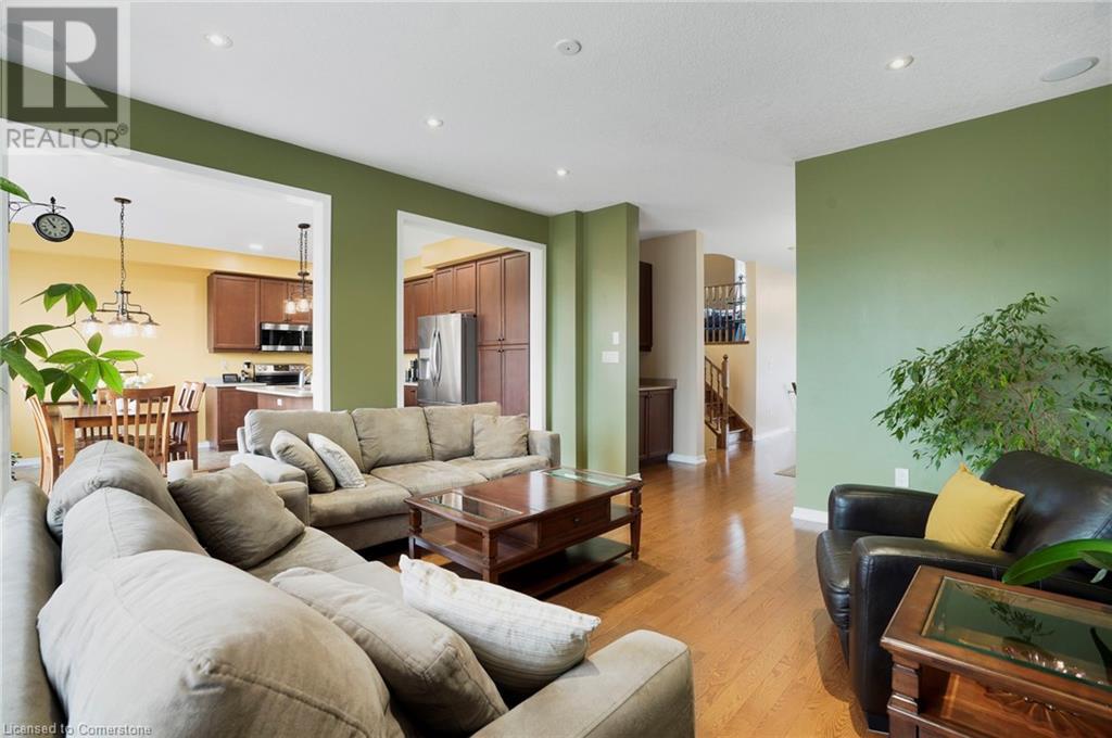 91 Merrilee Crescent, Hamilton, Ontario  L9A 0B1 - Photo 5 - 40686569