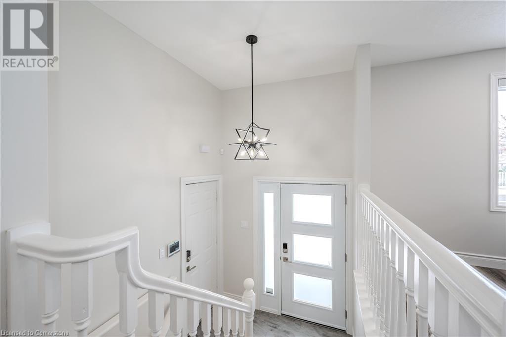 201 Erinbrook Drive, Kitchener, Ontario  N2E 3K5 - Photo 10 - 40686718