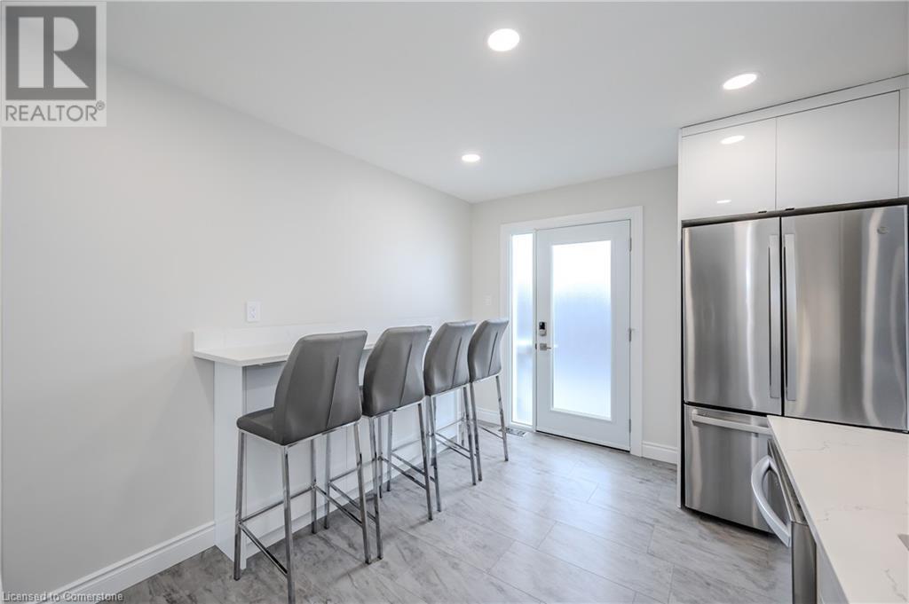 201 Erinbrook Drive, Kitchener, Ontario  N2E 3K5 - Photo 20 - 40686718