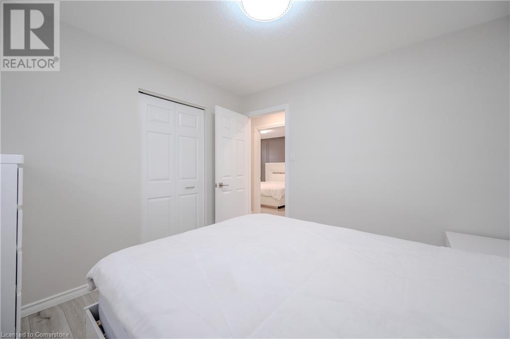 201 Erinbrook Drive, Kitchener, Ontario  N2E 3K5 - Photo 27 - 40686718