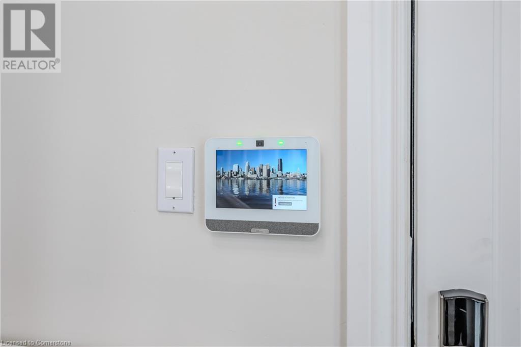 201 Erinbrook Drive, Kitchener, Ontario  N2E 3K5 - Photo 9 - 40686718