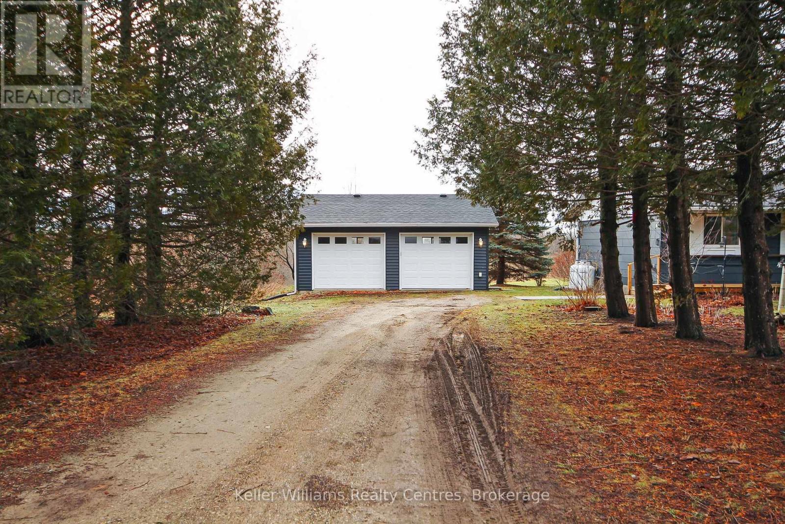 101 Salem Road, South Bruce Peninsula, Ontario  N0H 2T0 - Photo 12 - X11904117