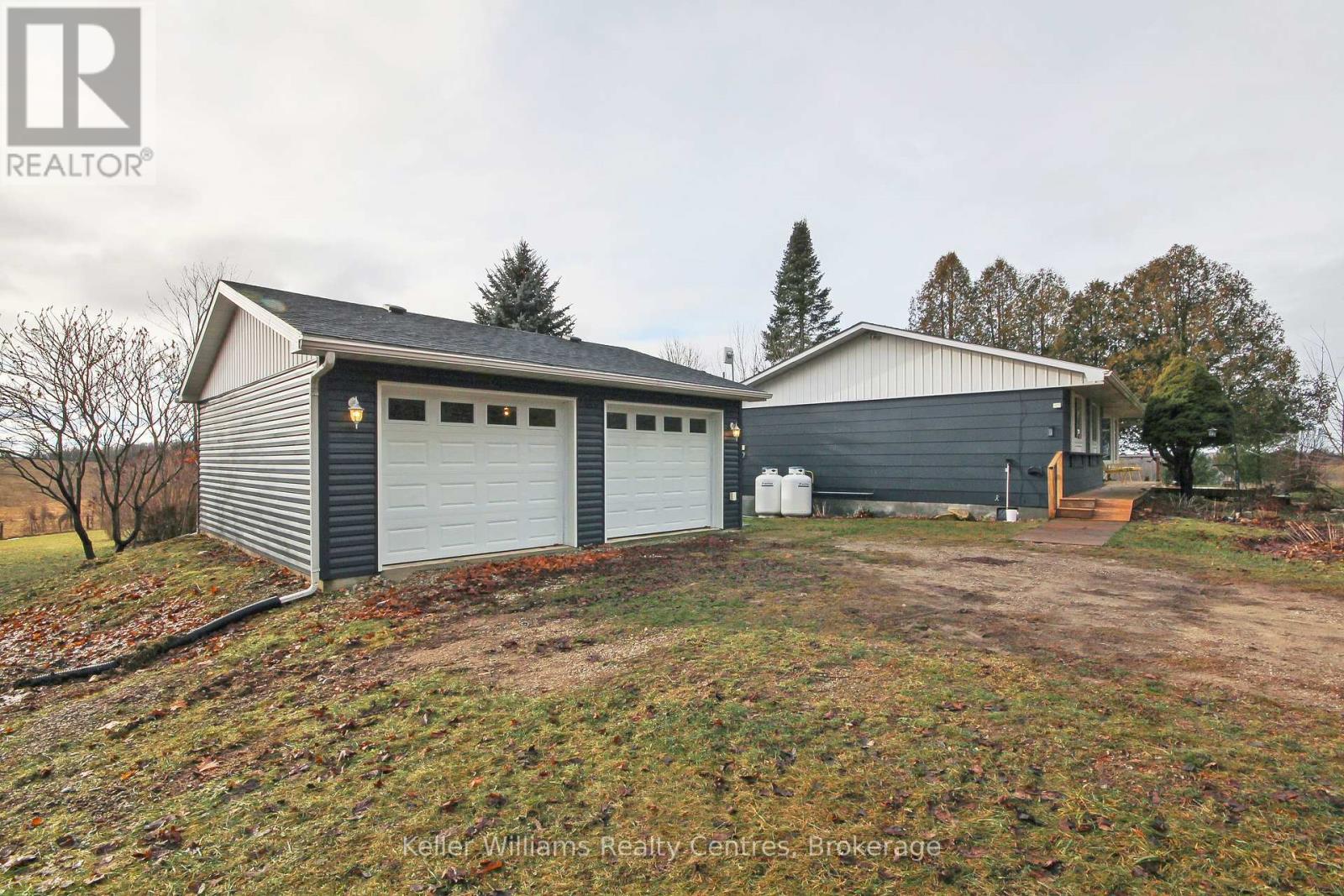 101 Salem Road, South Bruce Peninsula, Ontario  N0H 2T0 - Photo 13 - X11904117