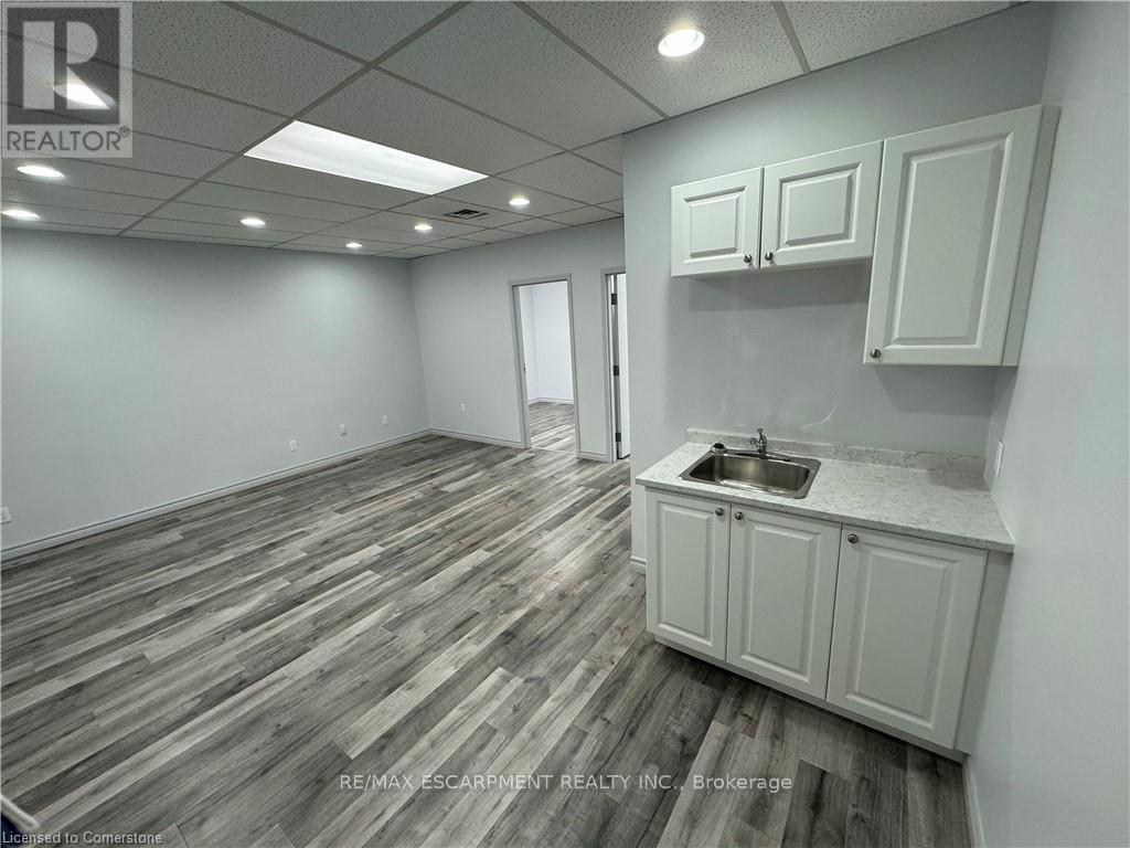 207 - 1030 Upper James Street, Hamilton, Ontario  L9C 6X6 - Photo 11 - X11904213