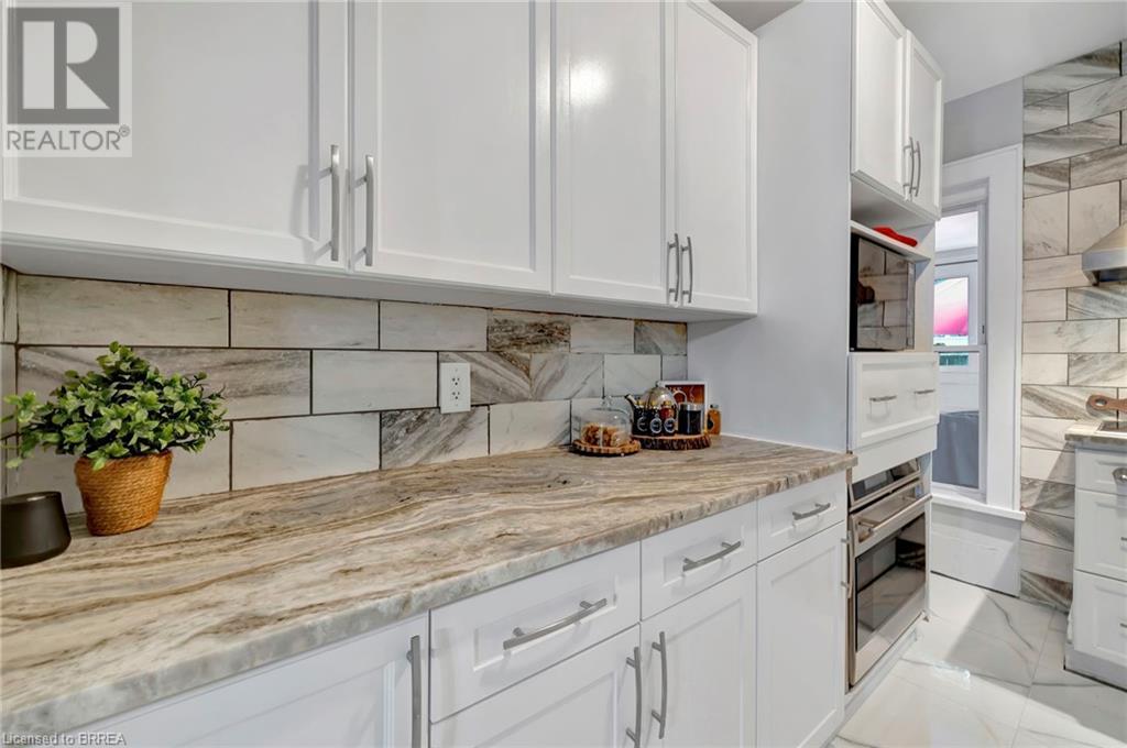 109 St Paul Avenue, Brantford, Ontario  N3T 4G1 - Photo 13 - 40685665