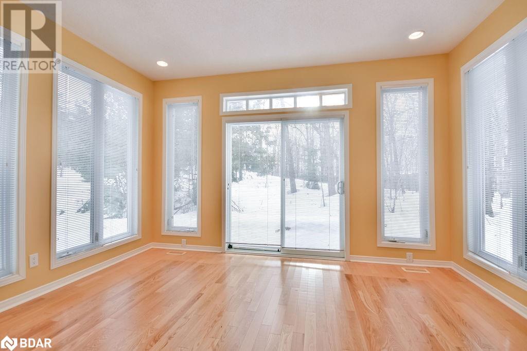 105 Pine Ridge Gt, Gravenhurst, Ontario  P1P 1Z2 - Photo 3 - 40686966