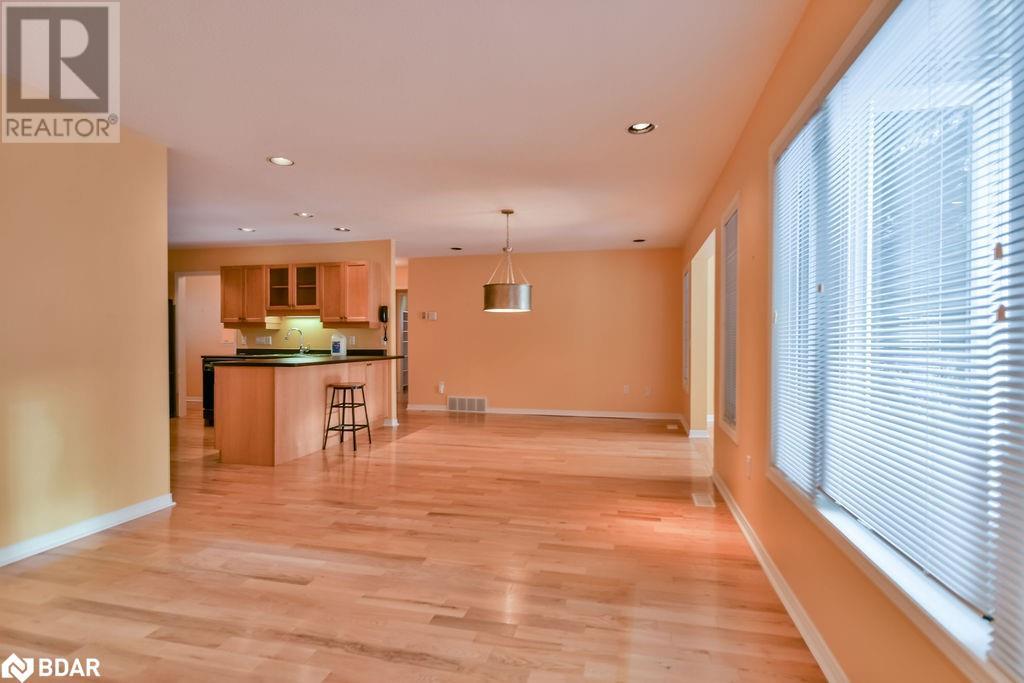 105 Pine Ridge Gt, Gravenhurst, Ontario  P1P 1Z2 - Photo 6 - 40686966