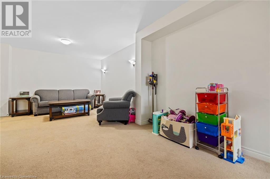 76 Redfern Avenue, Hamilton, Ontario  L9C 7S4 - Photo 18 - 40687057