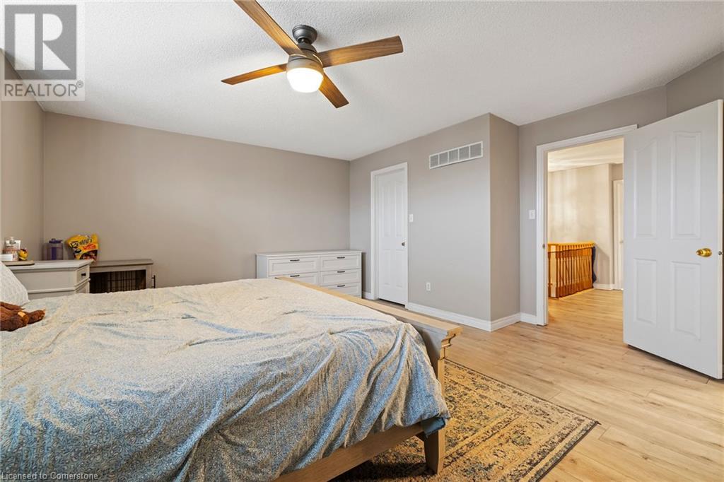 76 Redfern Avenue, Hamilton, Ontario  L9C 7S4 - Photo 23 - 40687057