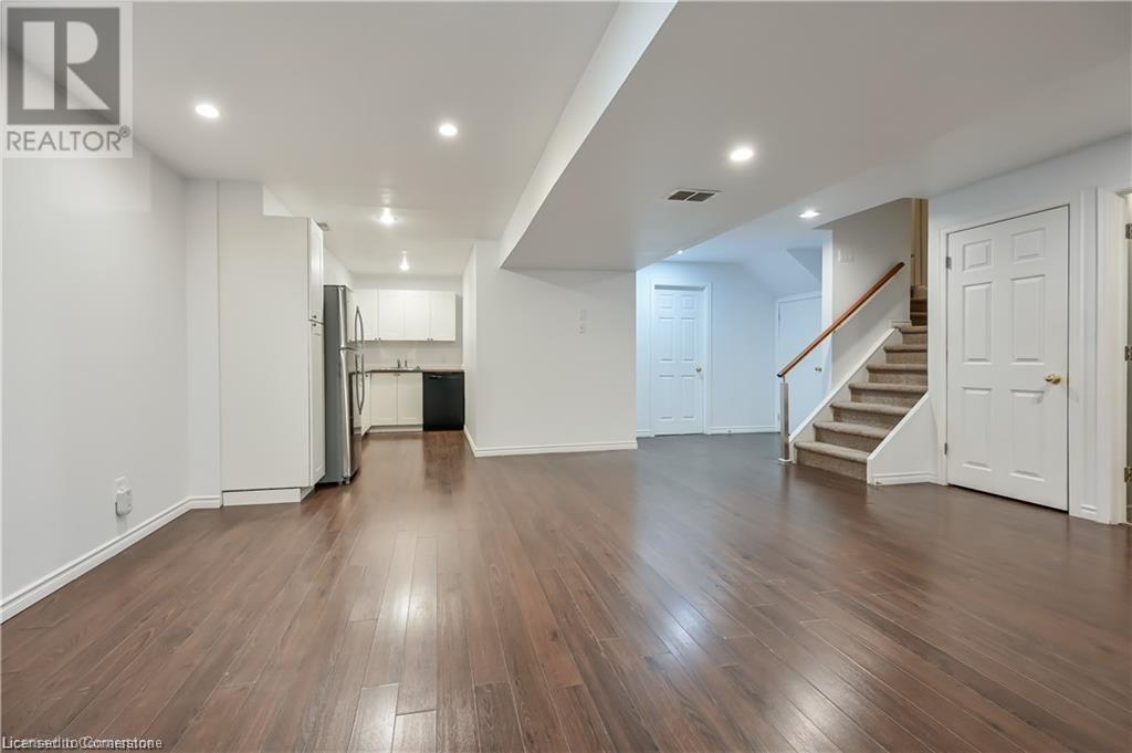 76 Redfern Avenue, Hamilton, Ontario  L9C 7S4 - Photo 32 - 40687057