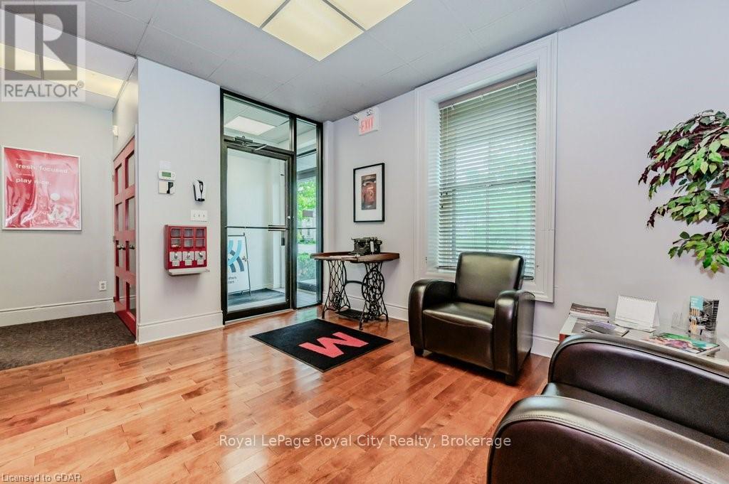 285 Woolwich Street, Guelph, Ontario  N1H 3V8 - Photo 5 - X10875784