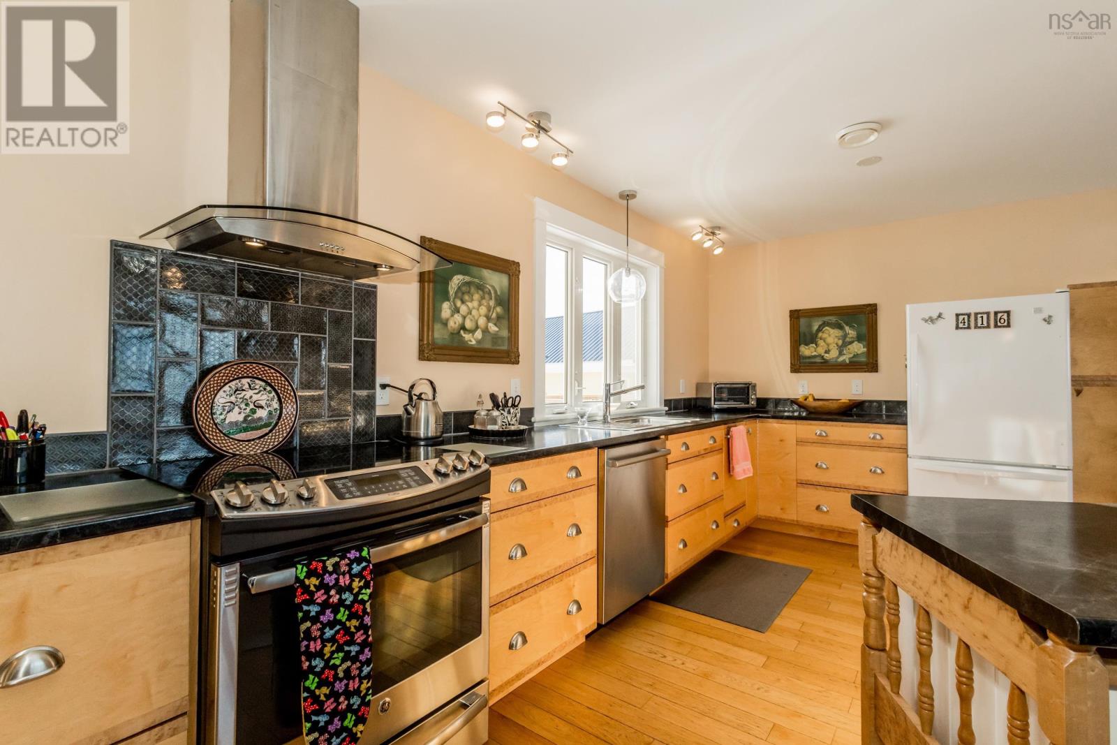 416 Shore Road, Ogilvie, Nova Scotia  B0P 1E0 - Photo 11 - 202500059